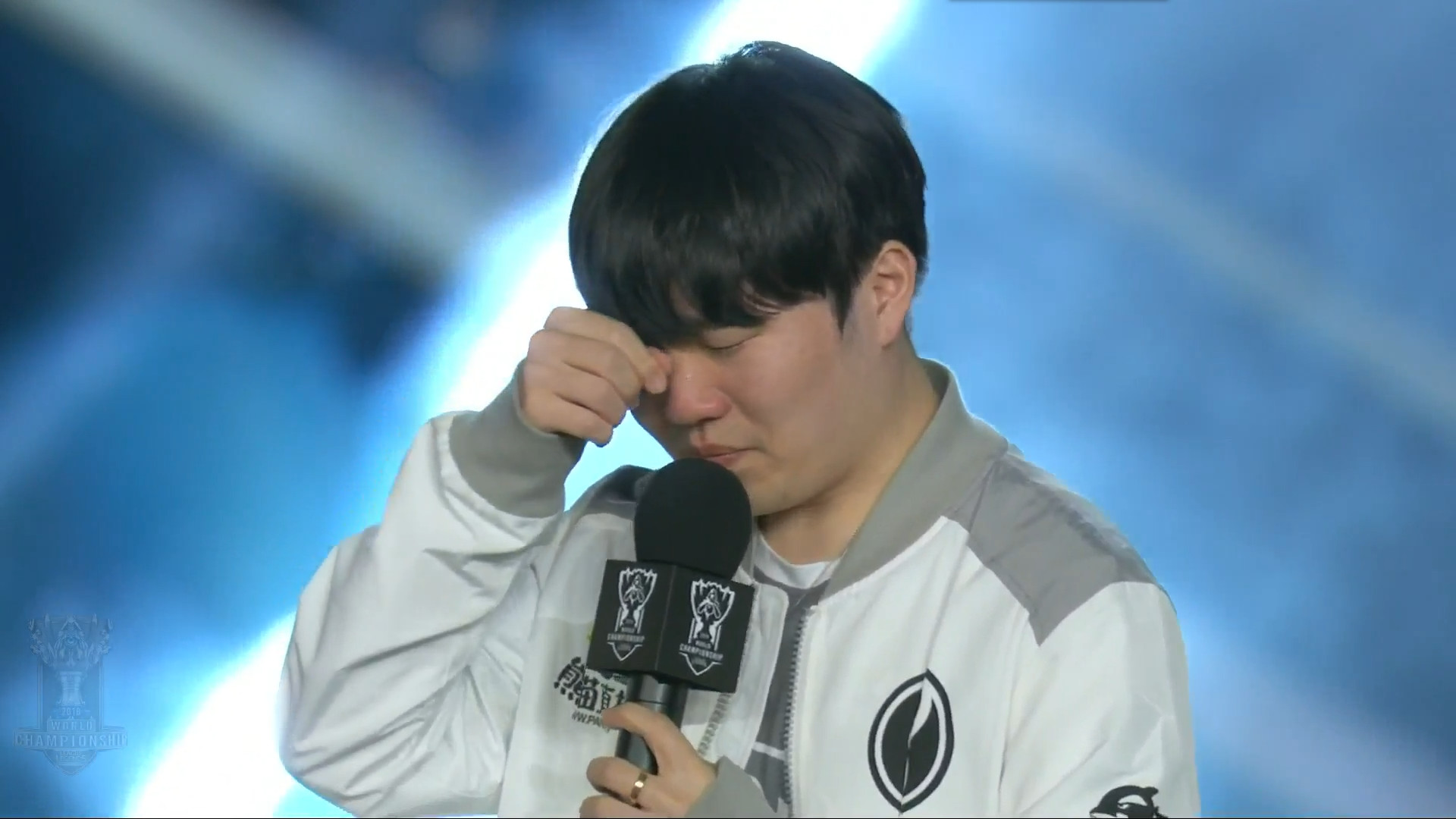 无缘TI12后，秘密官宣三号位FBZ离队