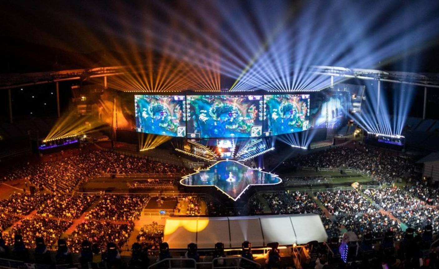 JD Gaming 官方公告： cvMax 正式加入团队，担任俱乐部的主教练