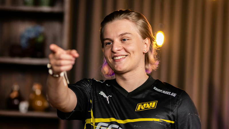 Creme：我觉得我现在是LPL第一中单，但更重要的是队伍很强